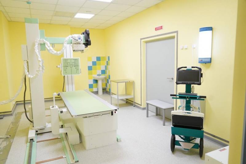 Игорь Комаров и Дмитрий Азаров проверили подготовку к работе нового корпуса детской инфекционной больницы