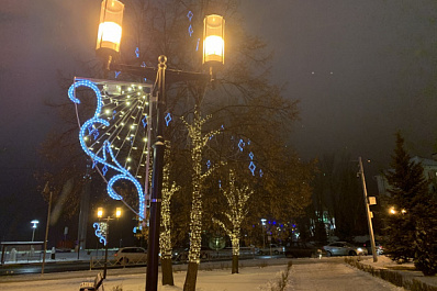 В Самаре новогоднюю иллюминацию на дорогах уберут в марте 2021 года