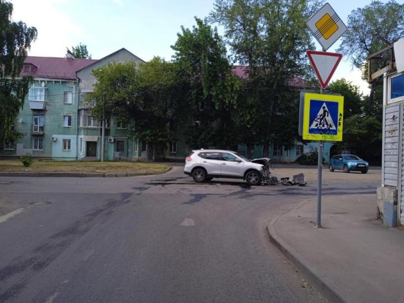 Три человека пострадали в ДТП 6 августа на ул. Чернореченской в Самаре