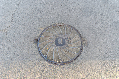 В Самаре будут эвакуировать оставленные на колодцах машины