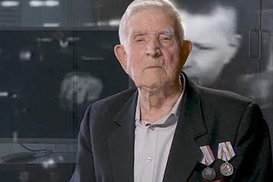 С радостью и слезами: ветеран из Чапаевска Александр Елуферьев рассказал, как встречали Победу в тылу