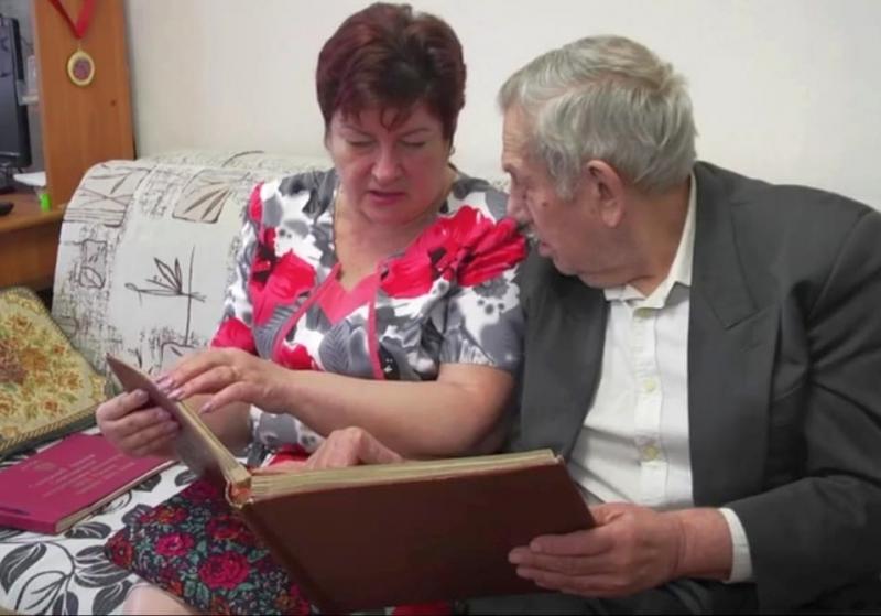 В Самарской области сотни пожилых людей обрели приемные семьи 