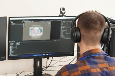 Юрист рассказал, обязаны ли работодатели сокращать рабочий день перед праздниками