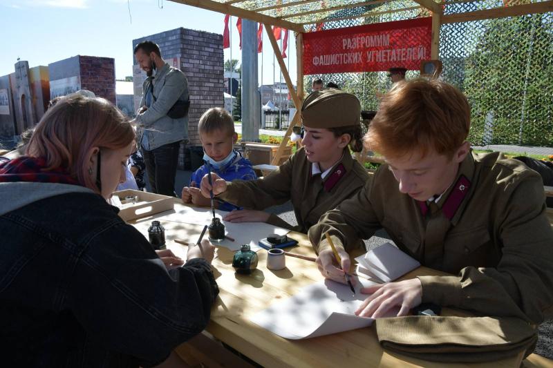 Интерактивный музей "Дорога истории - наша Победа" встретил первых посетителей
