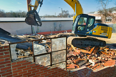 В Тольятти судебные приставы настояли на сносе продуктового магазина