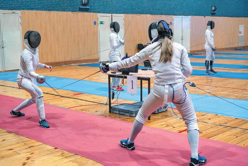 Скрестили клинки: в Самаре сражались кандидаты в сборную страны по фехтованию