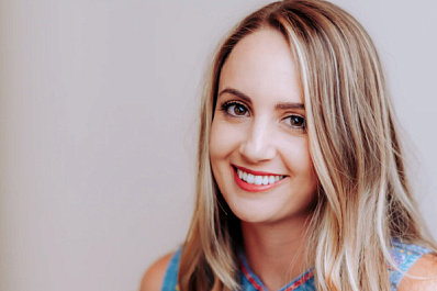 Замужество или карьера: россияне рассказали, на что стоит рассчитывать современным женщинам