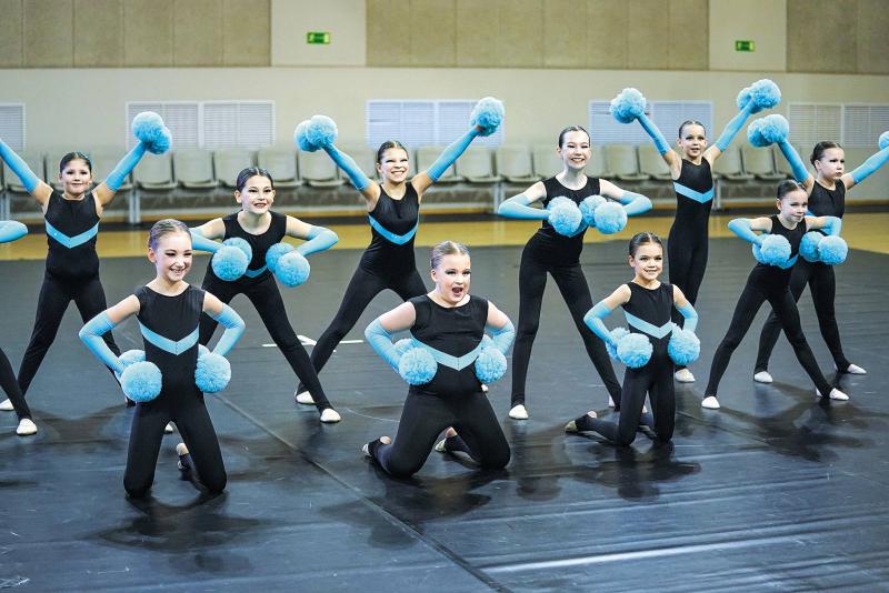 Растят мастеров: 1 300 спортсменов участвовали в областных соревнованиях по чир-спорту