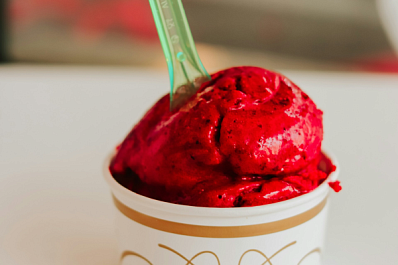 Диетолог объяснил, как выбрать мороженое для ребёнка