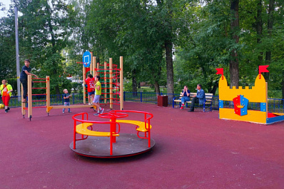 В Отрадном появилась новая детская площадка