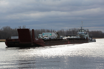 Изменился график работы грузопассажирской переправы Октябрьский спуск - Рождествено