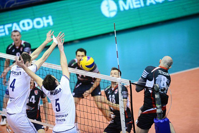 Нова обыграла ВК Белогорье со счетом 3:1