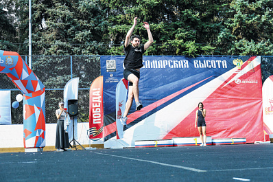 Легкоатлетический турнир "Самарская высота" объединил около 170 спортсменов
