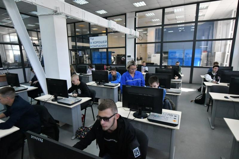 Самарские студенты считают, что должны совмещать учебу с работой