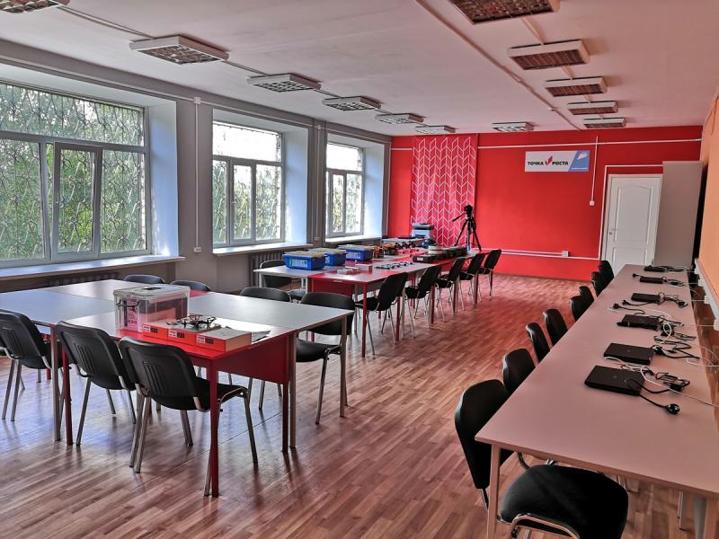 В этом году в пяти школах Ставропольского района откроются центры "Точка роста" 