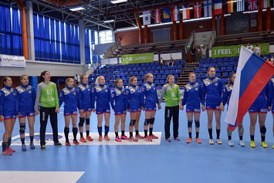 Гандболистка "Лады" помогла сборной России переиграть Черногорию