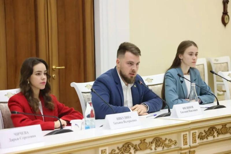 В Самаре Вячеслав Федорищев встретился с молодыми учеными – участниками V Конгресса молодых ученых