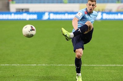 Денис Якуба - о тренере "Крыльев Советов": "Он очень чуткий ко всем футбольным мелочам" 