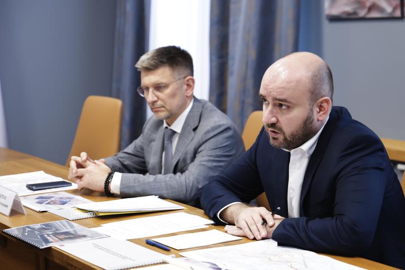 Комфорт пассажиров и развитие пригородного сообщения: Вячеслав Федорищев провел встречу с РЖД