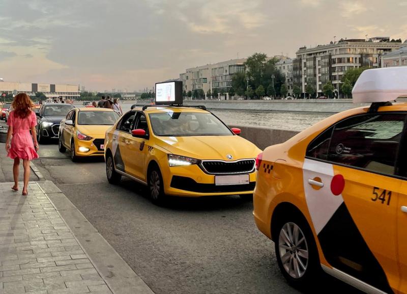 Новый закон о такси 2023 года: что изменится для водителей и пассажиров
