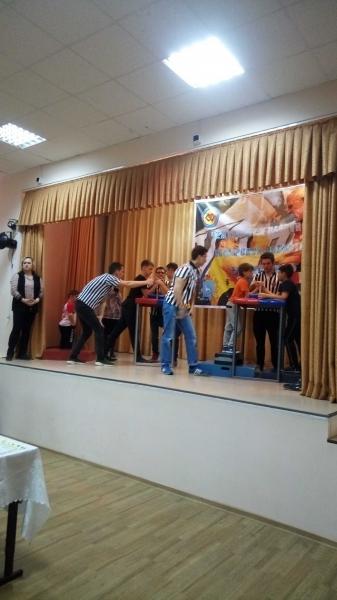 В Самаре прошли первые соревнования по армрестлингу для людей с ОВЗ