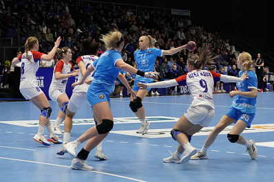 У гандбольной "Лады" есть шанс стать третьей