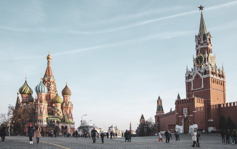 Исторический максимум: 71 % россиян негативно настроен к США