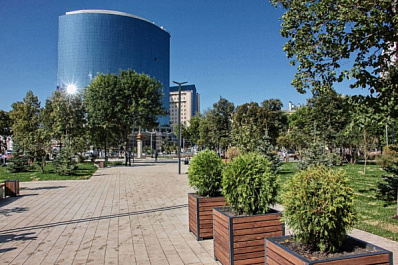 Дмитрий Азаров: "Идеи в архитектуре, дизайне, урбанистике нужно воплощать на радость жителям" 