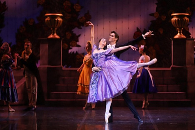 "Большие гастроли" в Астрахани проведут артисты Самарского академического театра оперы и балета