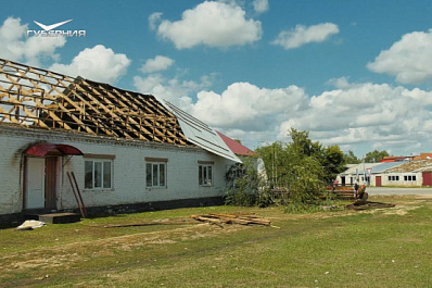 Ураган в Хворостянском районе: видео с места событий