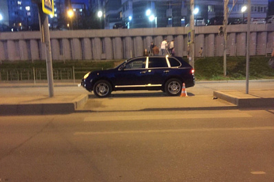 В Самаре водитель Porsche Cayenne на Солнечной сбил пешехода
