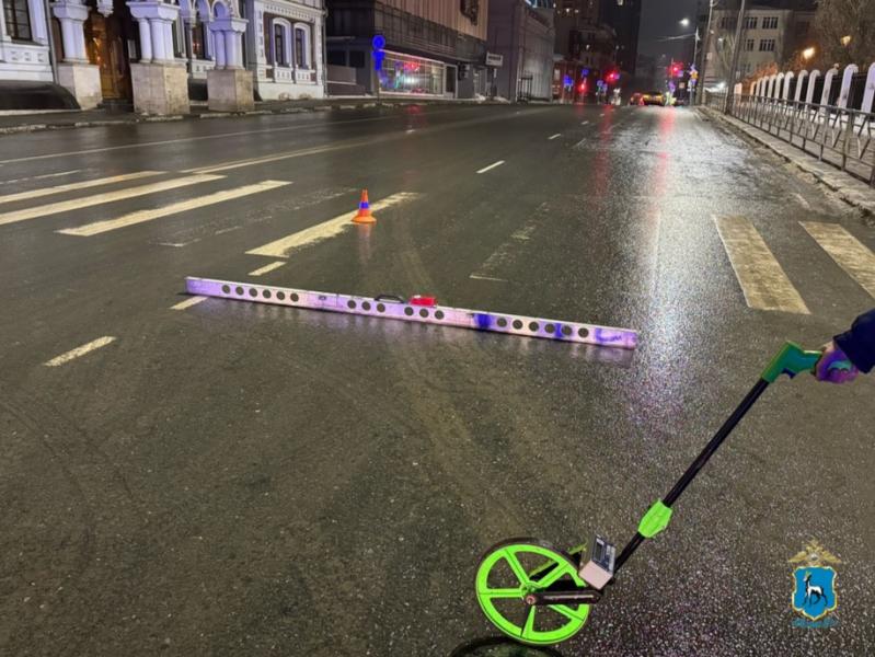 В центре Самары мужчина на Audi A4 сбил 23-летнюю девушку