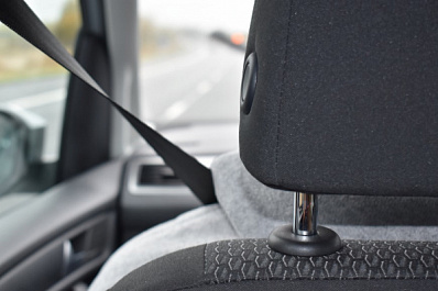 Дорожные инспекторы напомнили о необходимости пристегивать детей в авто