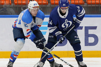 Самарский ЦСК ВВС одержал домашнюю победу над подмосковным "Динамо"