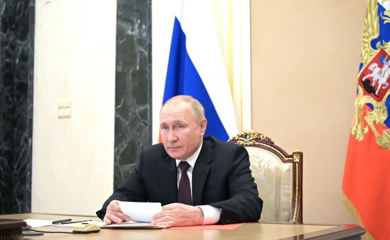 Владимир Путин предложил индексировать пенсии военных