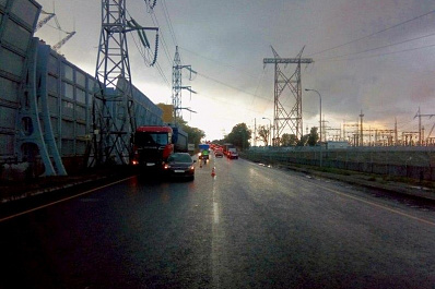 В Жигулевске большегруз врезался в иномарку