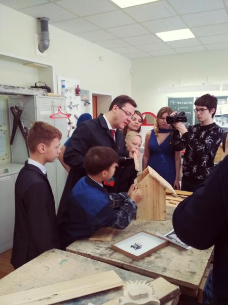 Губернатор Дмитрий Азаров посетил в Тольятти детский центр "Единство"