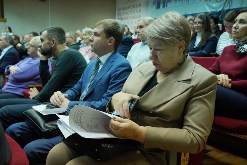 Общественные эксперты одобрили проект областного бюджета на ближайшую трехлетку