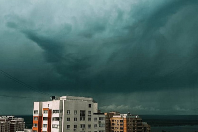 И снова ветер, град, гроза: на Самарскую область движется буря