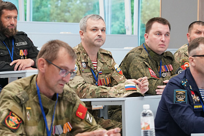 "Быть, а не казаться!" – 2025: самарский ветеран СВО и участник "Школы героев" Андрей Растегаев признан одним из лучших наставников России