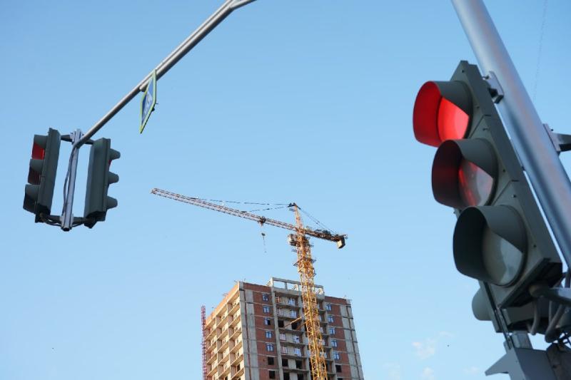 В Самаре на улице Ново-Садовой появился новый светофор