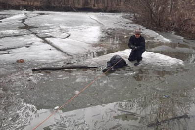 В Тольятти на льдине в затопленном карьере нашли тело женщины