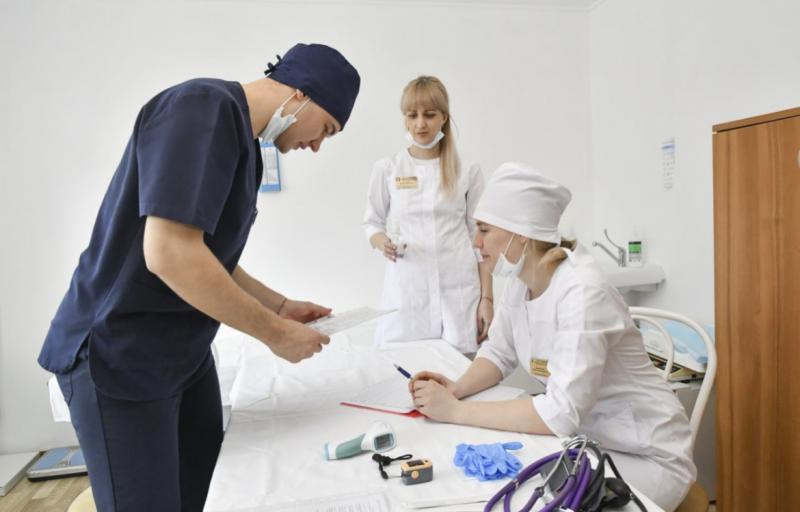 Россиянам можно будет проходить диспансеризацию по месту работы