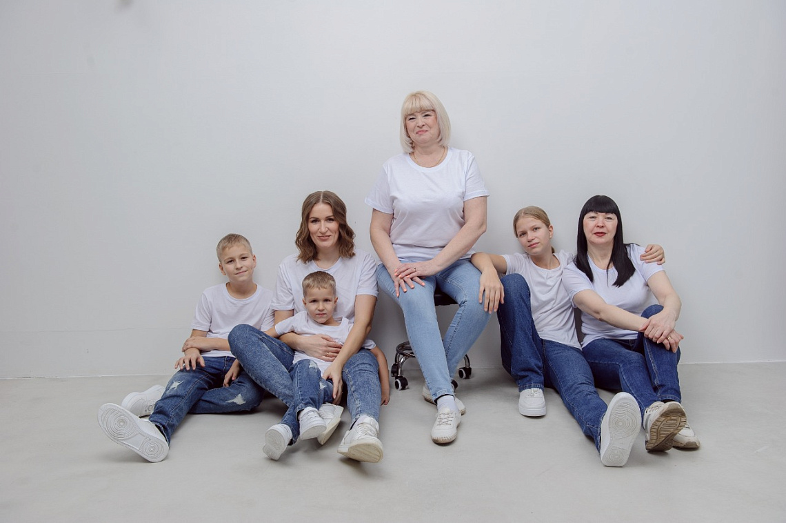 Семья Красных