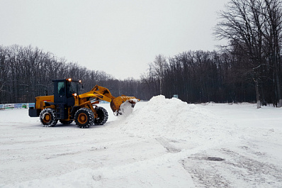 В Самаре начали готовить трассы для лыжников
