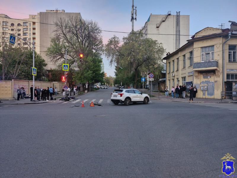 Два подростка на одном самокате попали под колеса "Калины" в Самаре