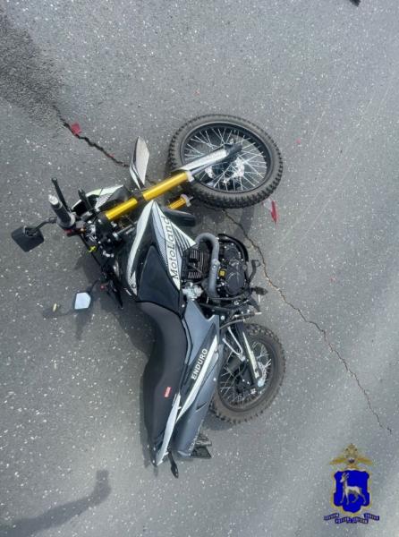 Три человека оказались в больнице после столкновения двух легковушек в Самарской области