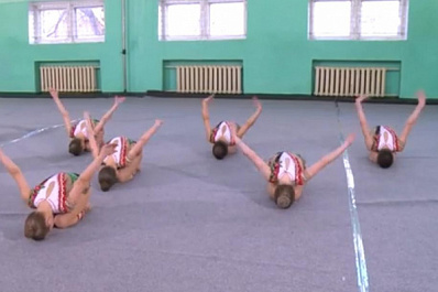 В Самаре воспитанницы центра "Металлург" подготовились к выступлению на Гимнастраде