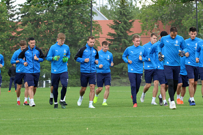 "Крылья Советов" начали подготовку к стыковому матчу против "Нижнего Новгорода"