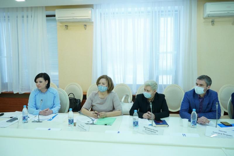 Как в Самарской области меняется подход к обслуживанию пожилых людей и инвалидов